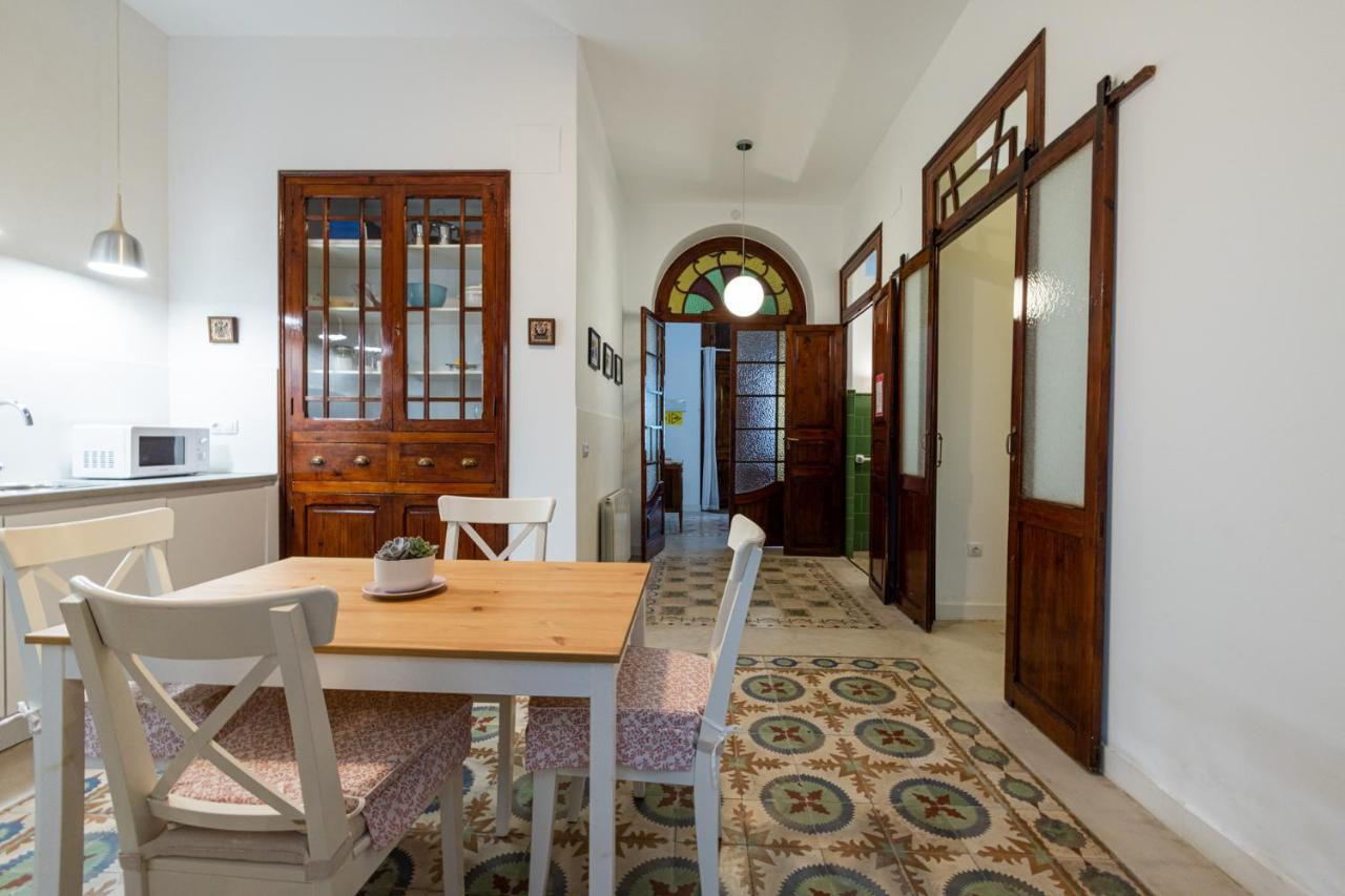 バレンシアFlorit Flats - Traditional House In El Cabanyalアパートメント エクステリア 写真