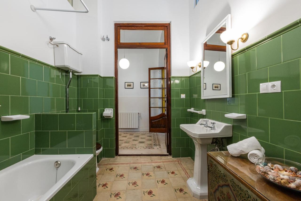 バレンシアFlorit Flats - Traditional House In El Cabanyalアパートメント エクステリア 写真