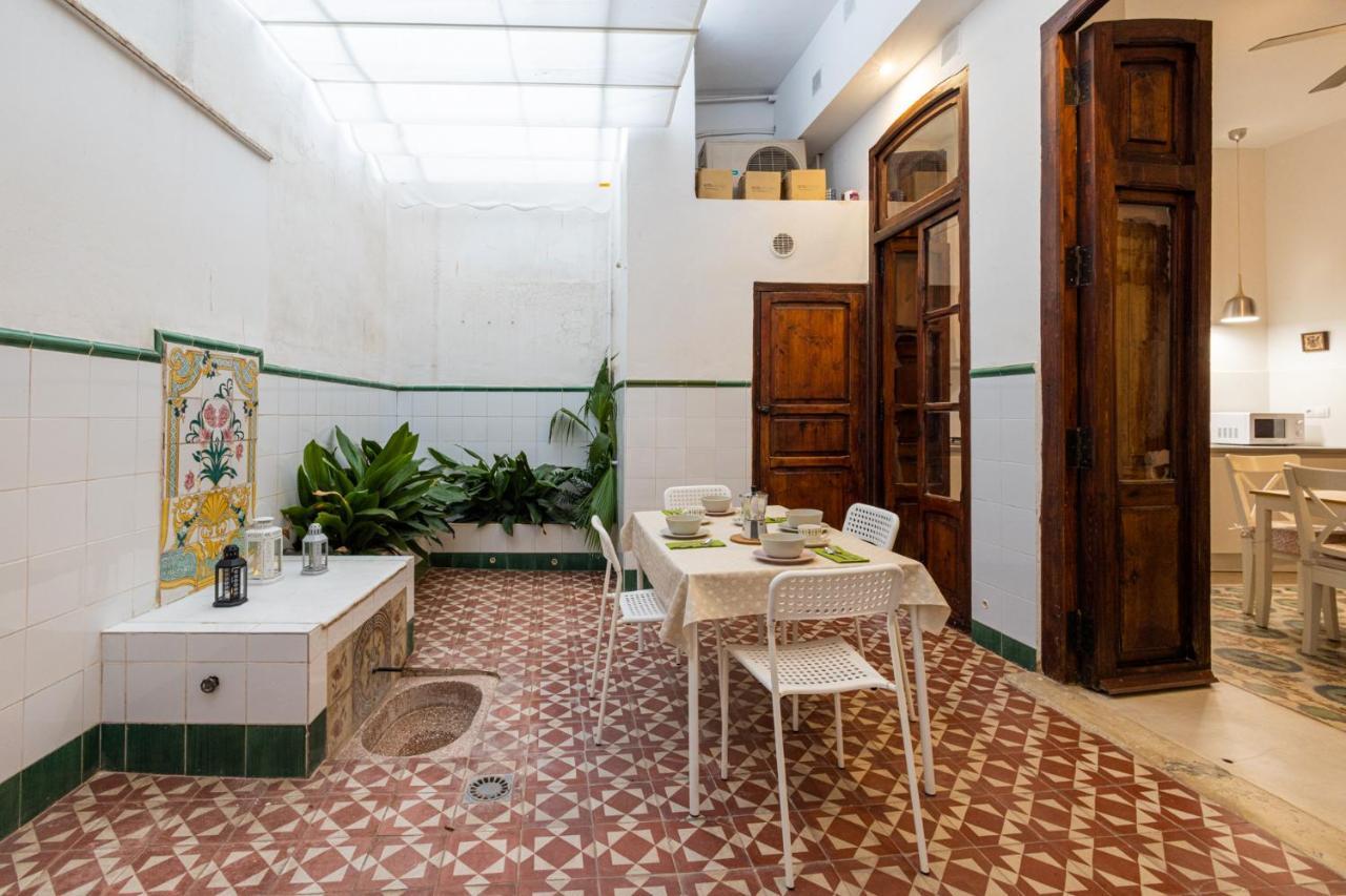 バレンシアFlorit Flats - Traditional House In El Cabanyalアパートメント エクステリア 写真